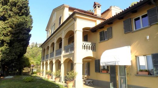 Willa w Moncalieri, Torino