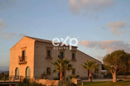 Luxe woning in Caltagirone, Catania