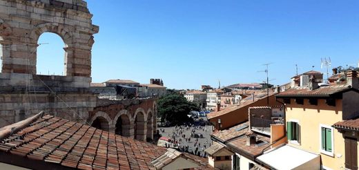 Apartamento - Verona, Provincia di Verona