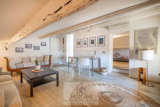 Penthouse in Verona, Provincia di Verona