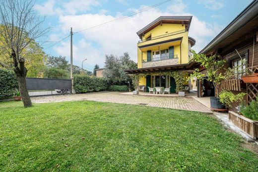 Villa in Rubiera, Provincia di Reggio Emilia