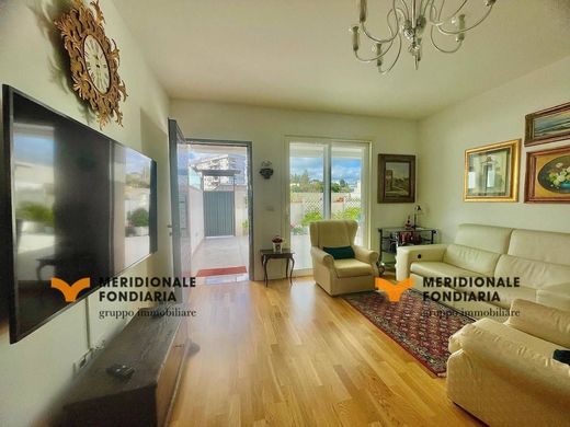 ﻓﻴﻼ ﻓﻲ Lecce, Provincia di Lecce