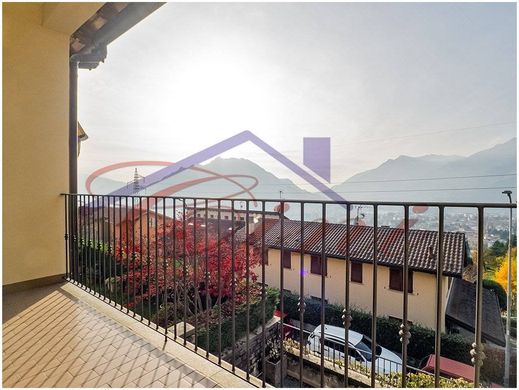 Villa in Lecco, Provincia di Lecco