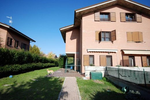 Villa in San Lazzaro di Savena, Bologna