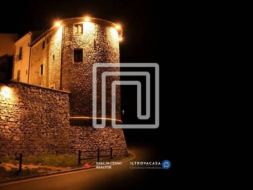 Luxury home in Sulmona, Provincia dell' Aquila