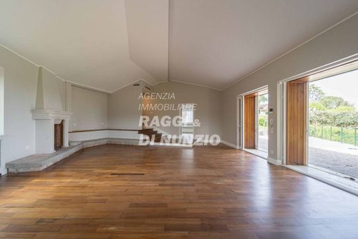 Apartamento - Grottaferrata, Roma