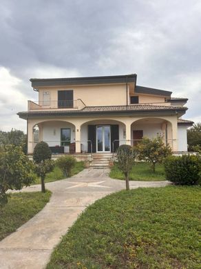Villa - Ricadi, Provincia di Vibo-Valentia