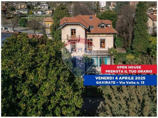 Villa a Gavirate, Varese