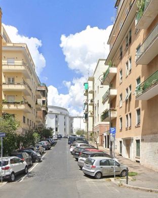 Apartment / Etagenwohnung in Rom, Latium