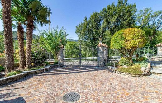 Villa in Brusimpiano, Provincia di Varese