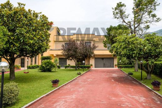 Villa - San Pietro Infine, Provincia di Caserta
