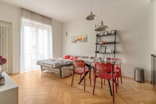 Apartment / Etagenwohnung in Mailand, Lombardei