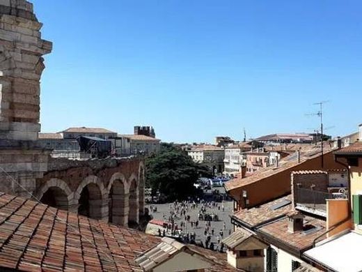 Appartamento a Verona, Veneto