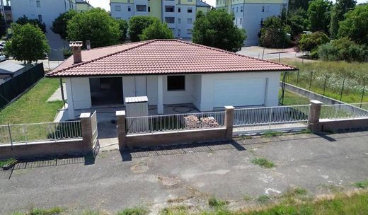 Villa in Fidenza, Provincia di Parma