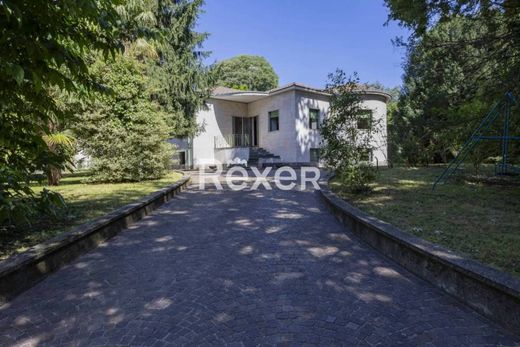 Villa in Concorezzo, Province of Monza and Brianza