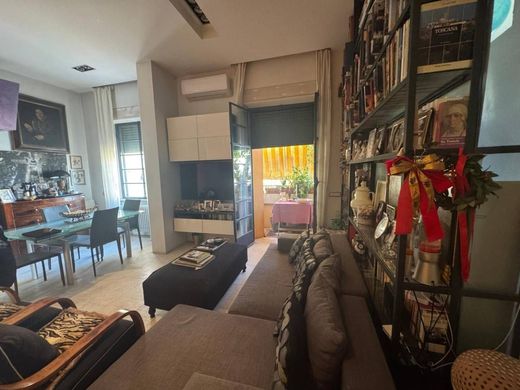 Apartment / Etagenwohnung in Rom, Latium