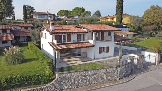 Villa in Soiano, Provincia di Brescia