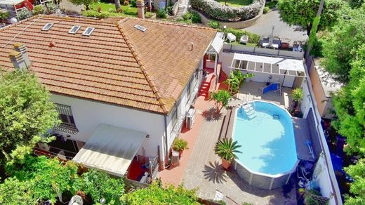 Villa - San Vincenzo, Provincia di Livorno