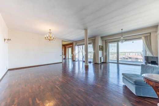 Penthouse Roma, Lazio bölgesinde