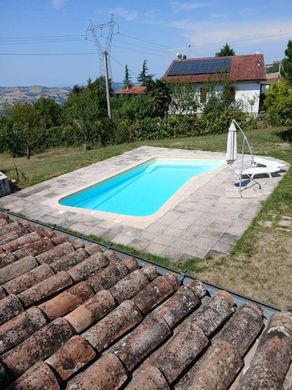 Villa - Gazzola, Provincia di Piacenza