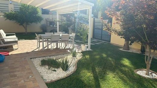 Mentana, ローマのヴィラ