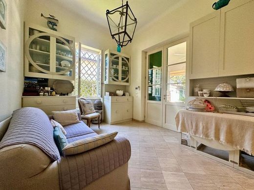 Apartament w Pietrasanta, Provincia di Lucca