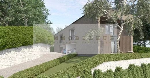 Villa in Tavernerio, Provincia di Como