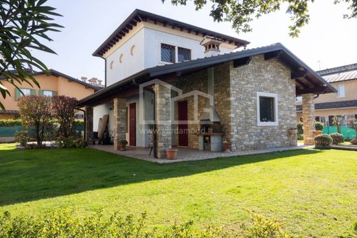 Villa in Ghedi, Provincia di Brescia