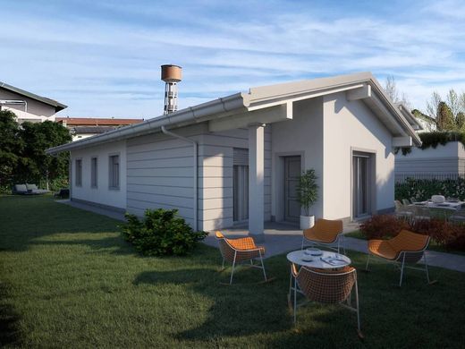 Villa a Pozzo d'Adda, Milano