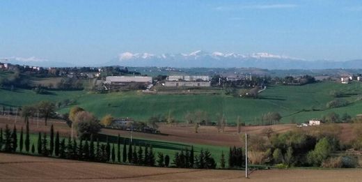 Villa in Osimo, Provincia di Ancona