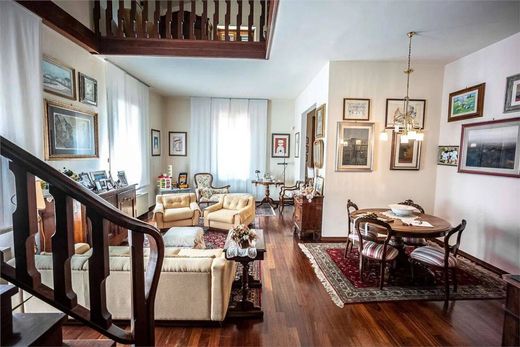 Villa in Montecatini Terme, Provincia di Pistoia