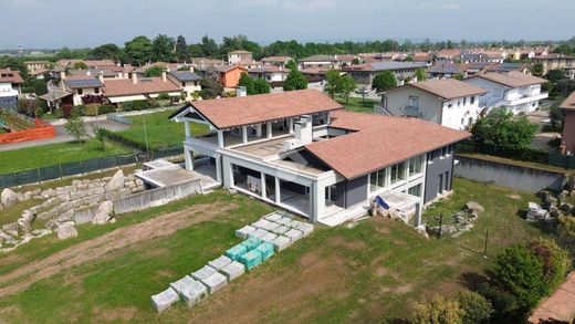 Villa in Istrana, Provincia di Treviso