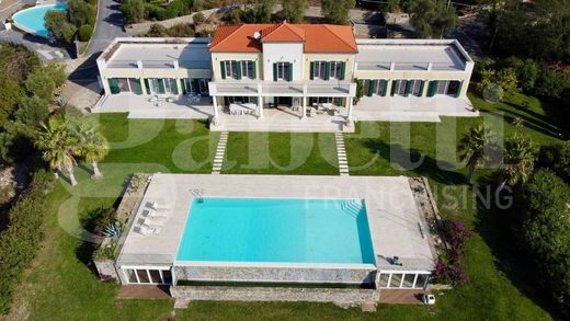 Cipressa, Provincia di Imperiaのヴィラ