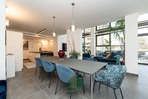 ﺷﻘﺔ ﻓﻲ منزا, Provincia di Monza e della Brianza