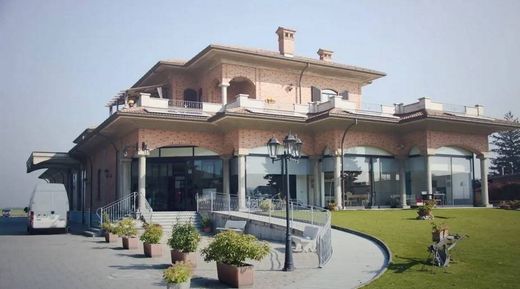Villa in Meda, Province of Monza and Brianza