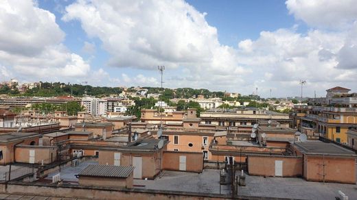 Penthouse in Rome, Latium