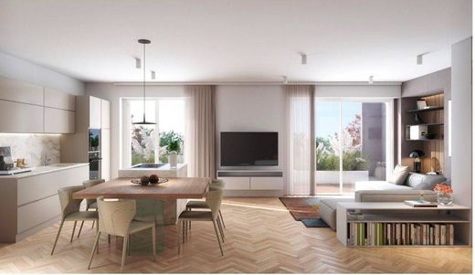 Attico a Castellanza, Varese