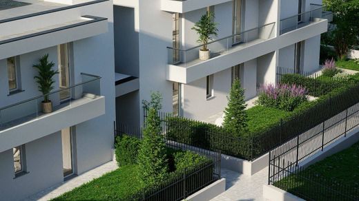 Villa in Montano Lucino, Provincia di Como