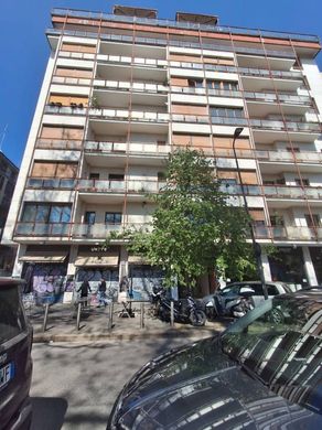 Apartment / Etagenwohnung in Mailand, Lombardei