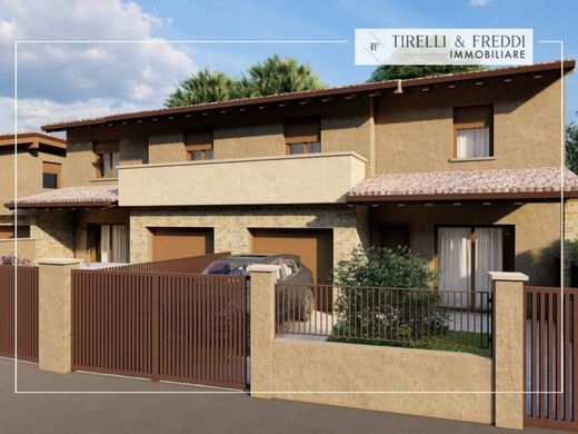 Villa en Rodengo-Saiano, Provincia di Brescia