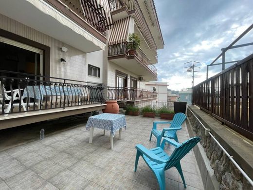 Apartment / Etagenwohnung in Gaeta, Provincia di Latina