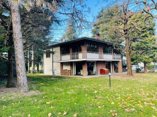 Villa en Casalecchio di Reno, Bolonia