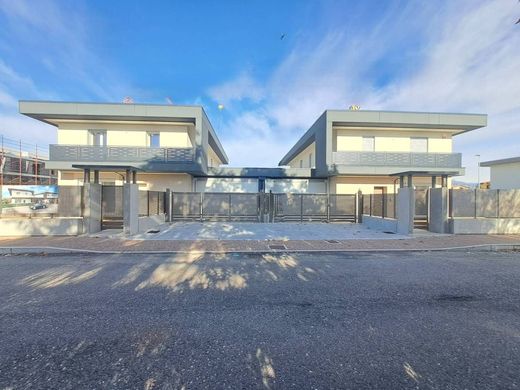 ‏וילה ב  Azzano San Paolo, Provincia di Bergamo