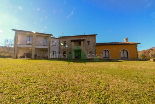 Willa w Teramo, Provincia di Teramo