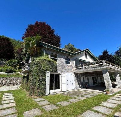 Villa a Belgirate, Verbano-Cusio-Ossola