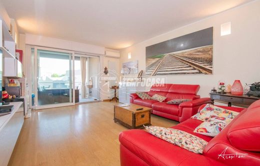 Penthouse w Modena, Provincia di Modena