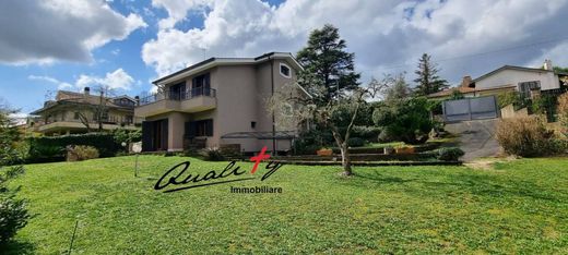 Villa in Anguillara, Rome