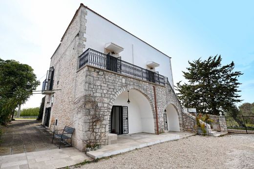Köy evi Monopoli, Bari ilçesinde