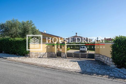 Villa in Formello, Rome