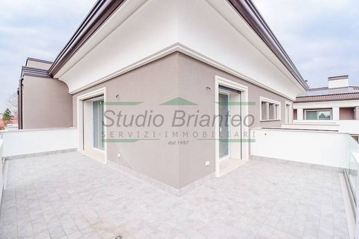 Penthouse in Carate Brianza, Provincia di Monza e della Brianza